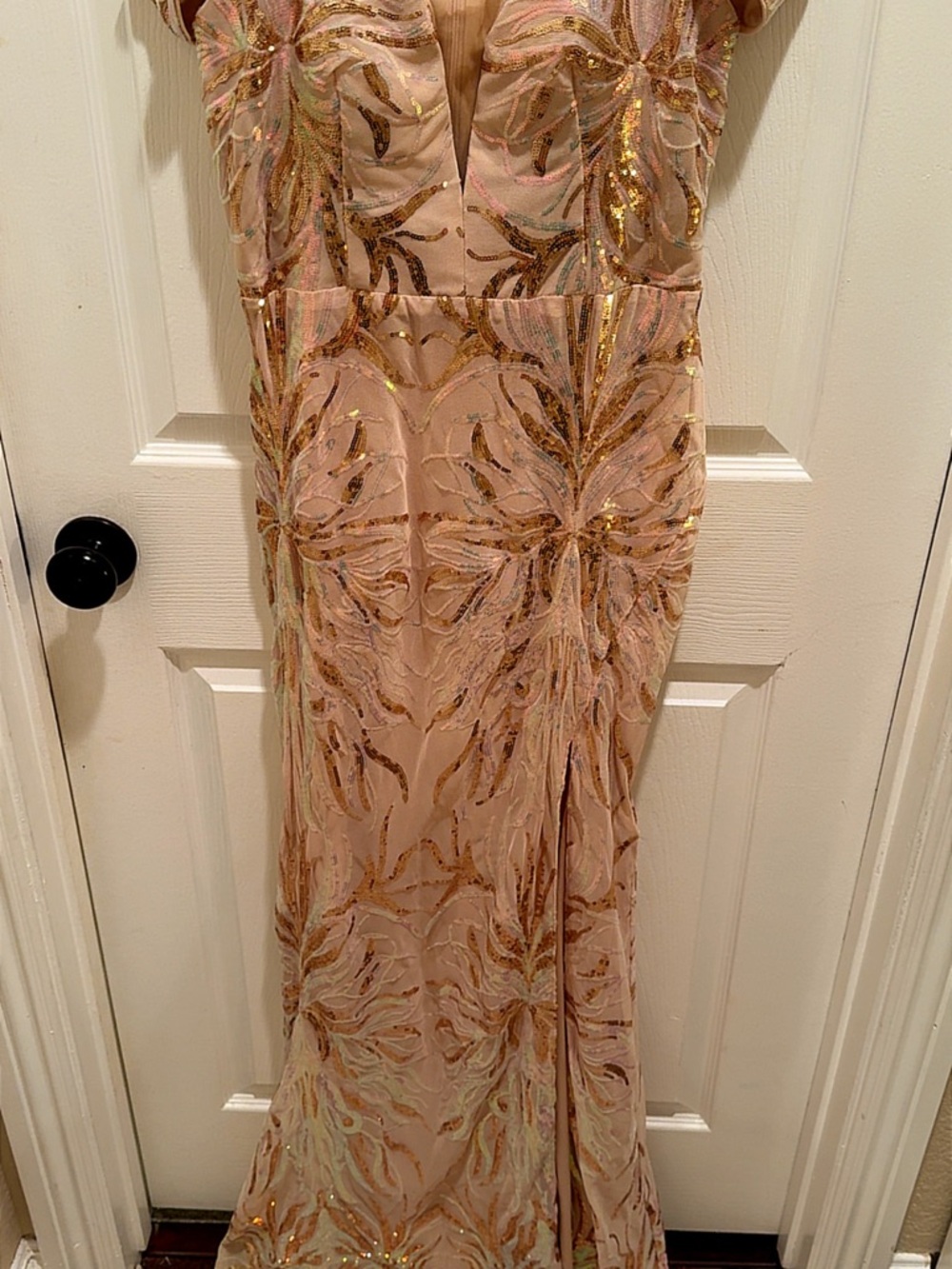 Elegant Rose Gold Sequin Evening Wedding Dress